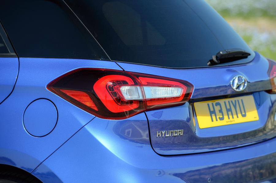 Детали экстерьера Hyundai i20 (IB) 2018 года  (UK) (фото 31 из 40)